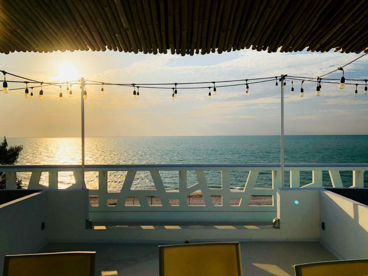 Playa 55 Beach Escape - Adults Only Guesthouse Celestun Dış mekan fotoğraf